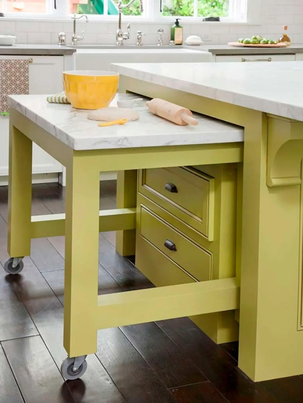 Небольшая кухня - фото